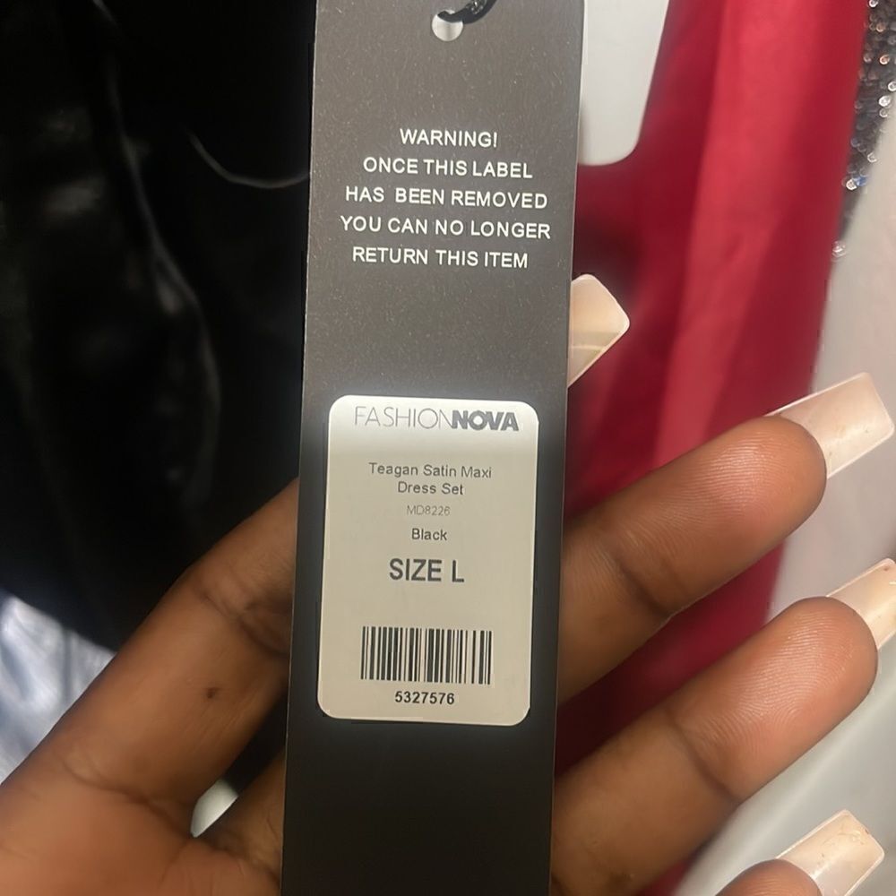 Stunning NWT Fashion Nova Teagan Satin Maxi Dress – Effortless Elega - Picture 5 of 6